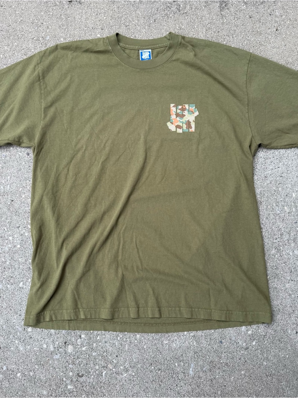 UNDEFEATED DUCK CAMO ICON S/S TEE SIZE XL
